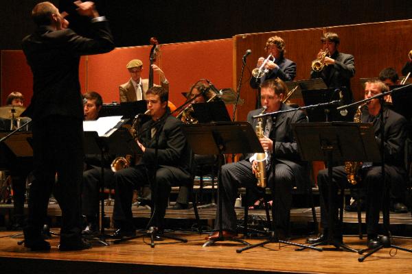 Doug Drewek directing the University of Kentucky Jazz Ensemble, Fall 2005